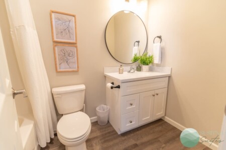 0926c235 8193 44 mKdHO