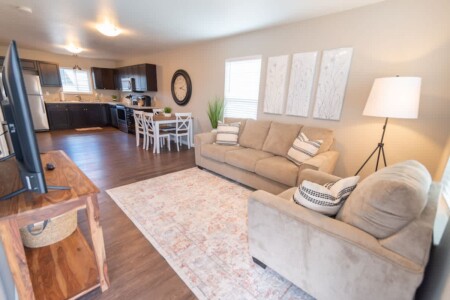 094bbd4d db83 40 B7XTz