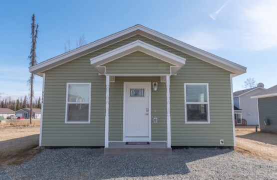 235a8268 d651 46 oF37U