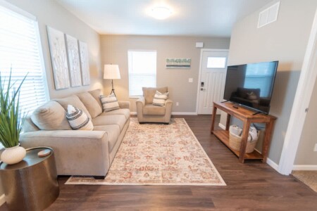 2b85cc16 d0e7 4c h7XkG