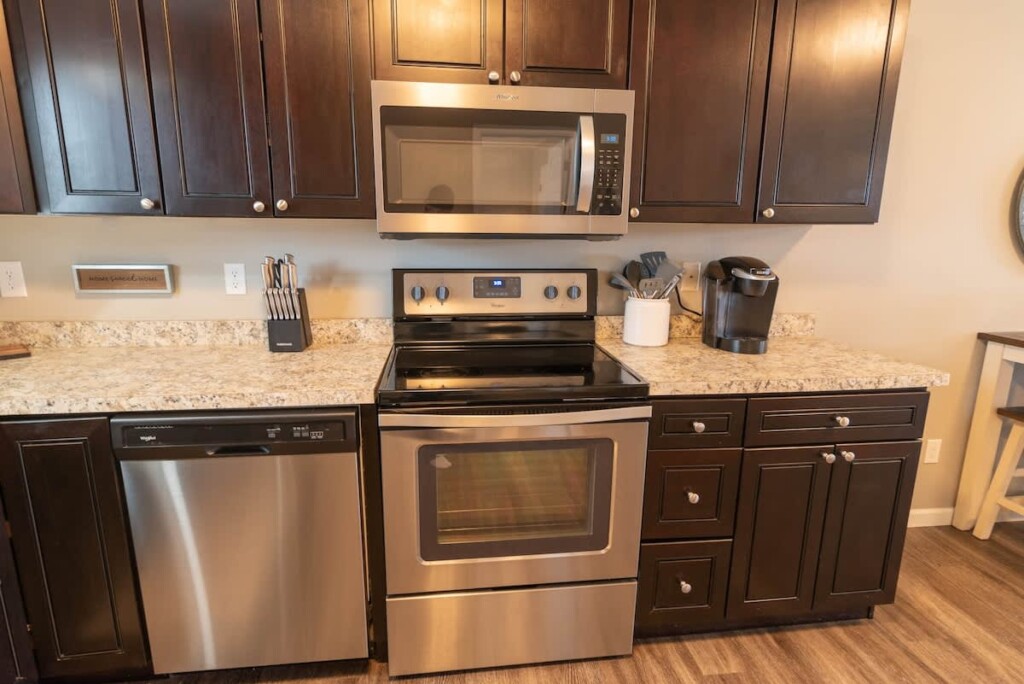 2be5a4e8 d67e 44 SJae5