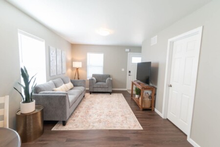 303d81df 644b 4f GiVJh