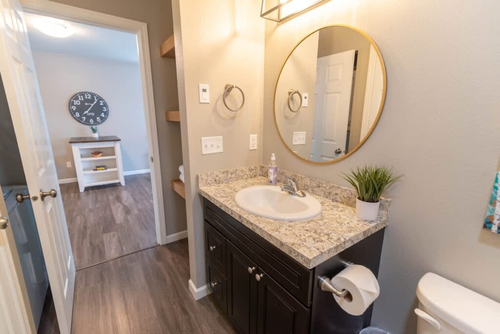 3991b94f 3809 4c Rq6I7