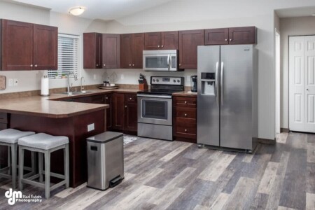 54ede7e6 4ebf 46 QWMHz