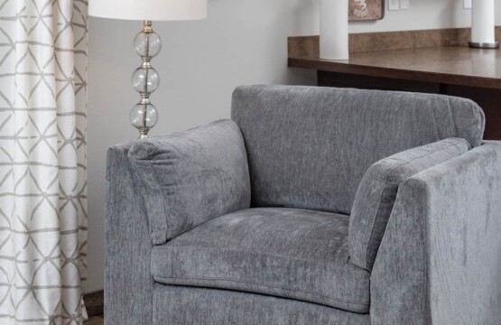 5cca7c28 94cc 4c zGKlB