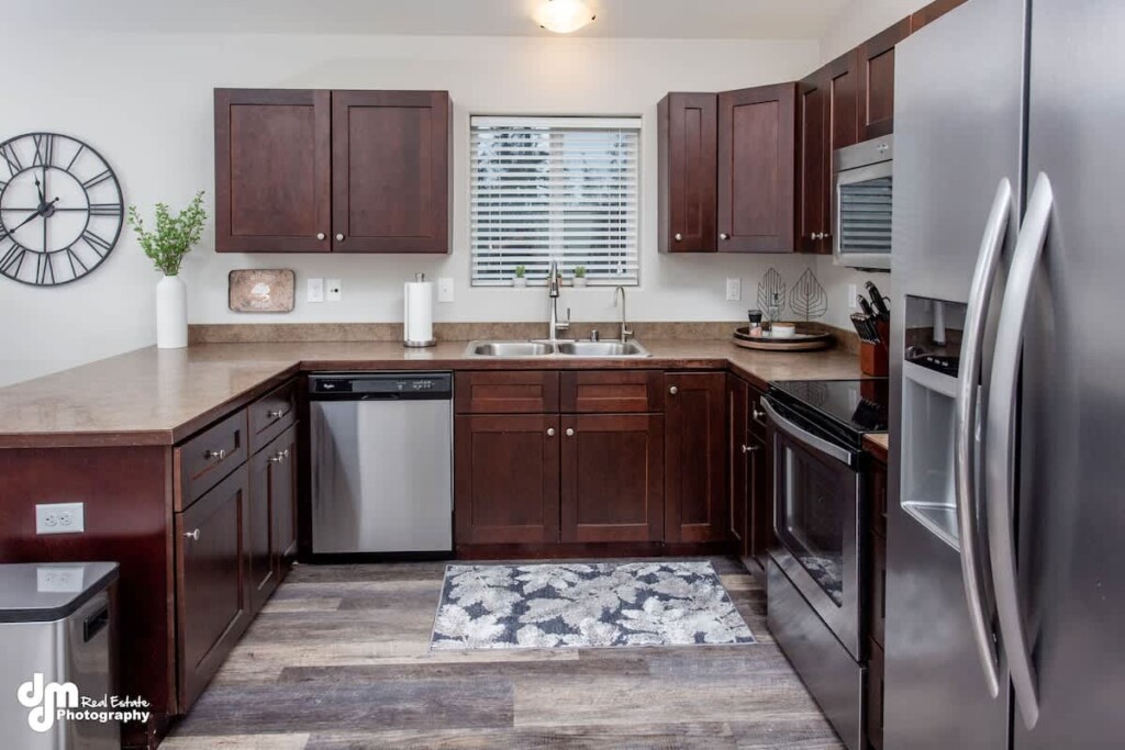 5eae5008 fd0c 4e nUIlL