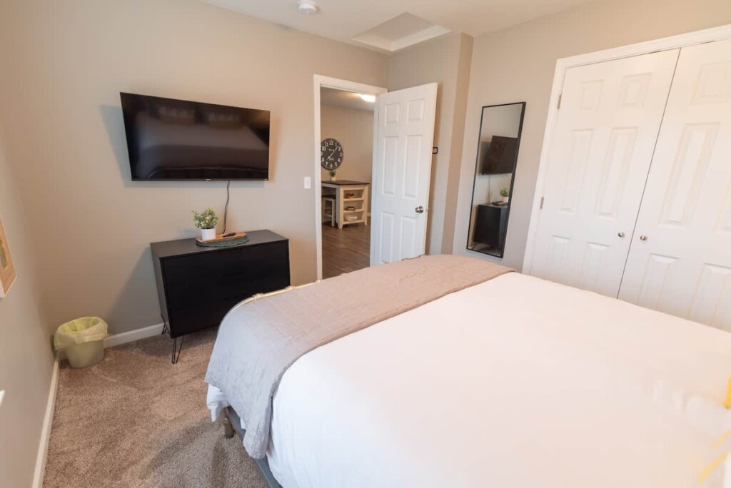 77a0c5f6 f4f7 4d 5ehe2