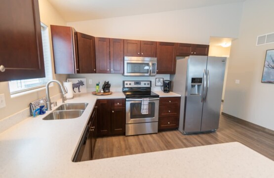 83e1a233 f188 40 kKW4s