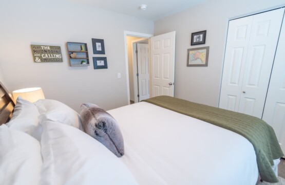 ba14f26c 6db9 4b I8x1P