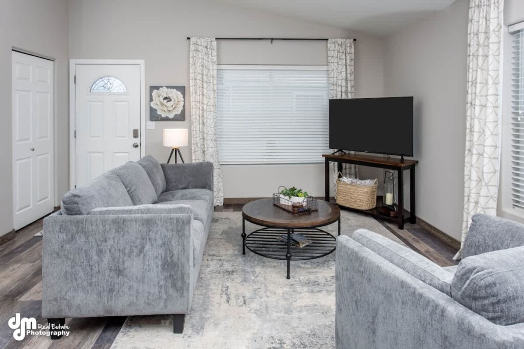 d1bd7e6b d54d 4c E2a6n