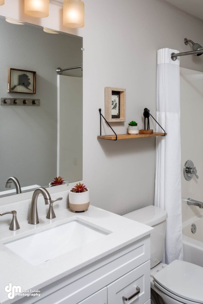 df4fa8a0 56b1 46 kYx6L